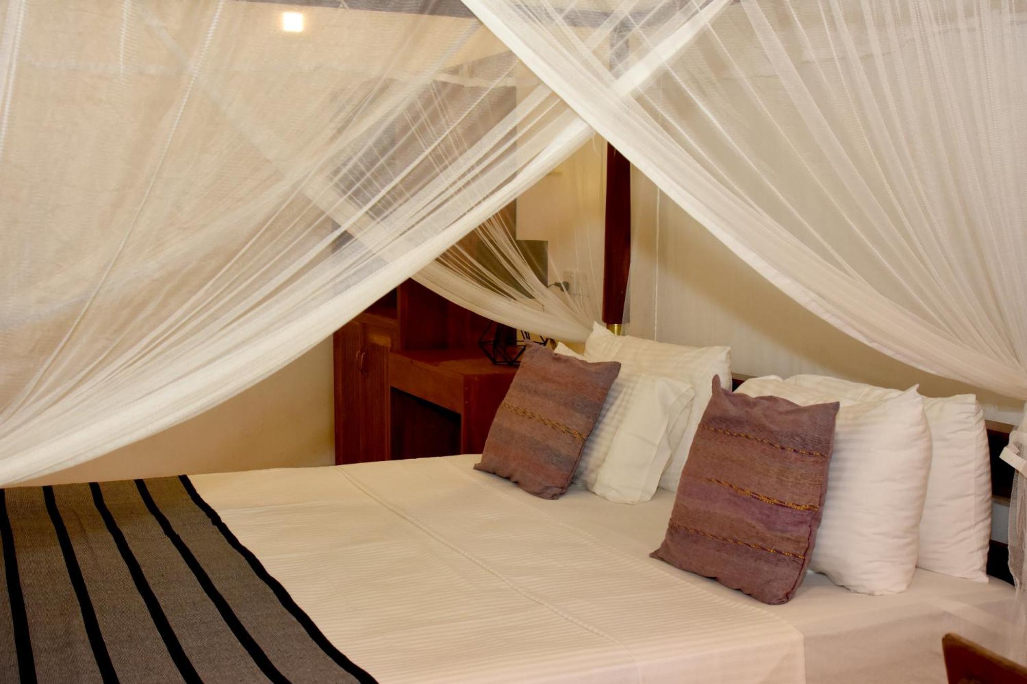 Villa Polhena Matara Kamer foto