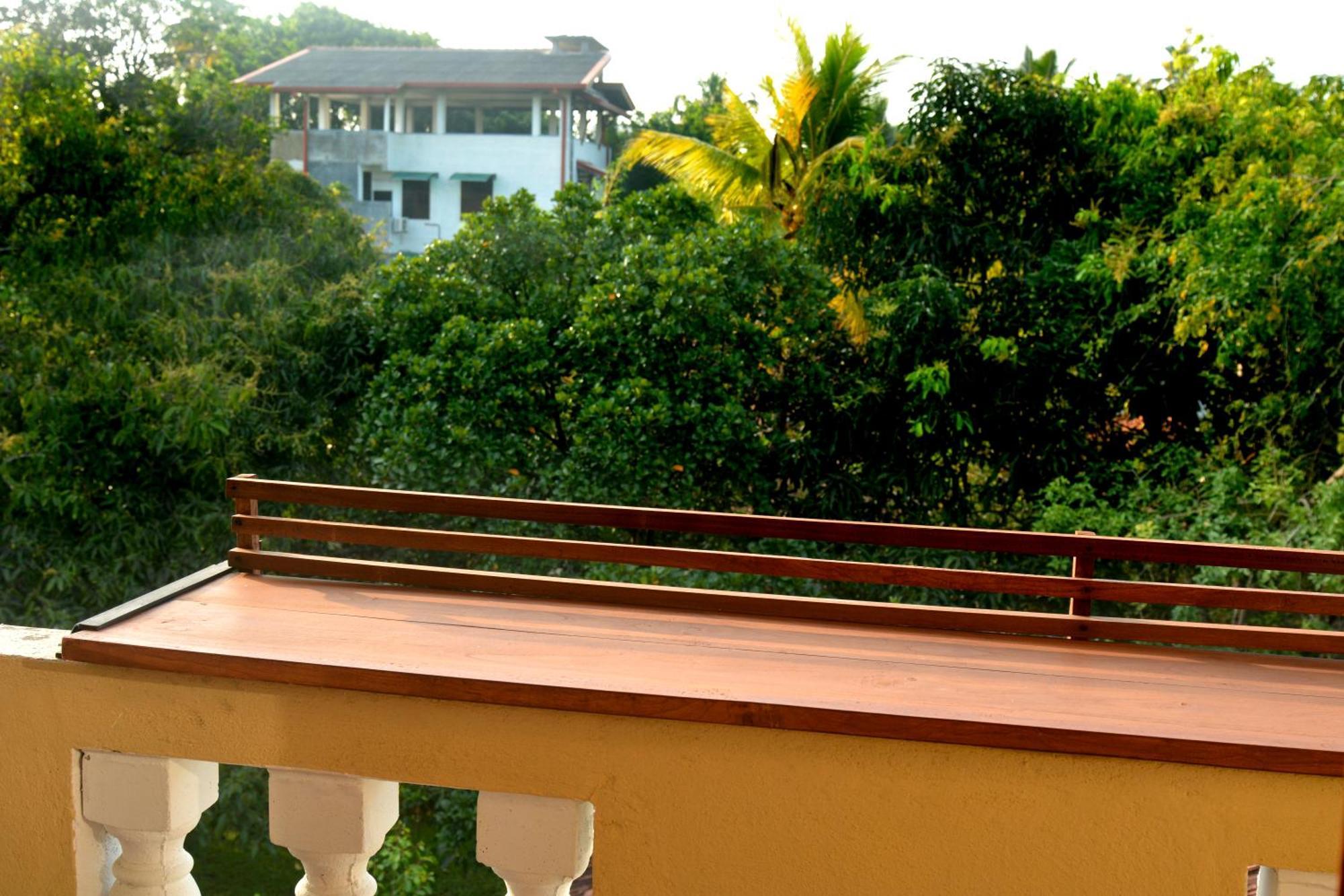 Villa Polhena Matara Kamer foto
