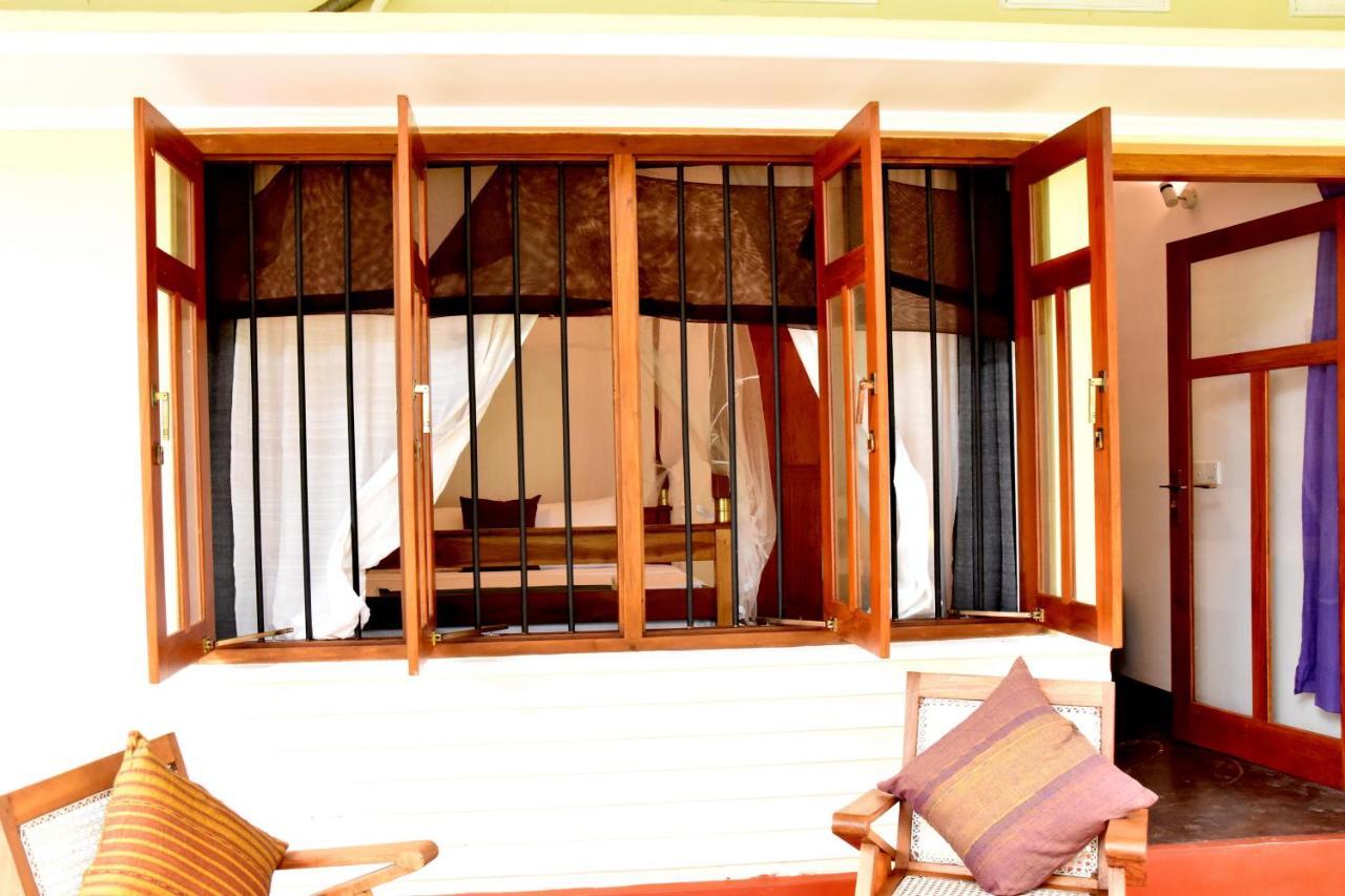 Villa Polhena Matara Buitenkant foto