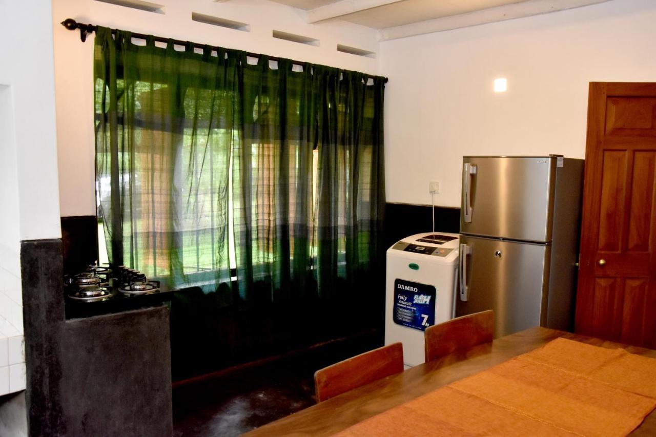 Villa Polhena Matara Buitenkant foto